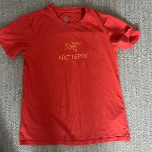 Arcteryx tee